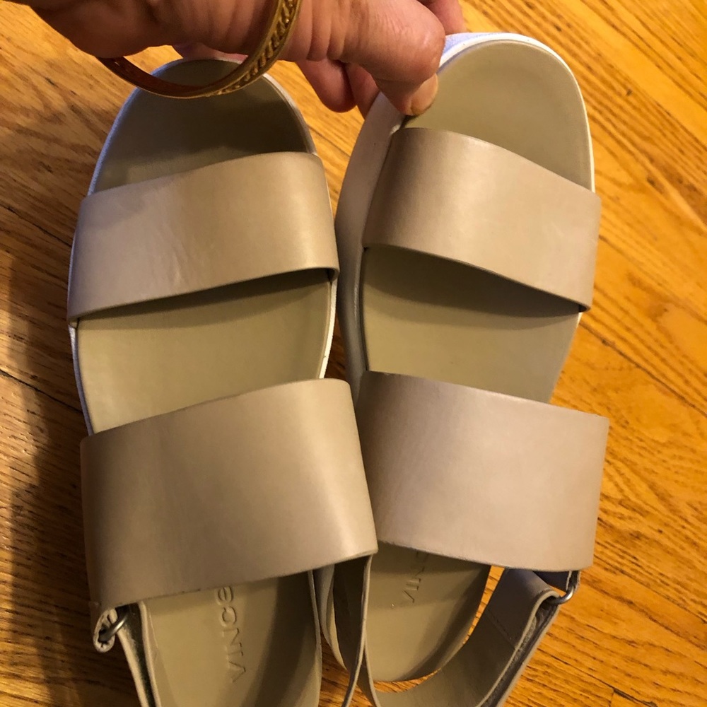 Ladies shoes